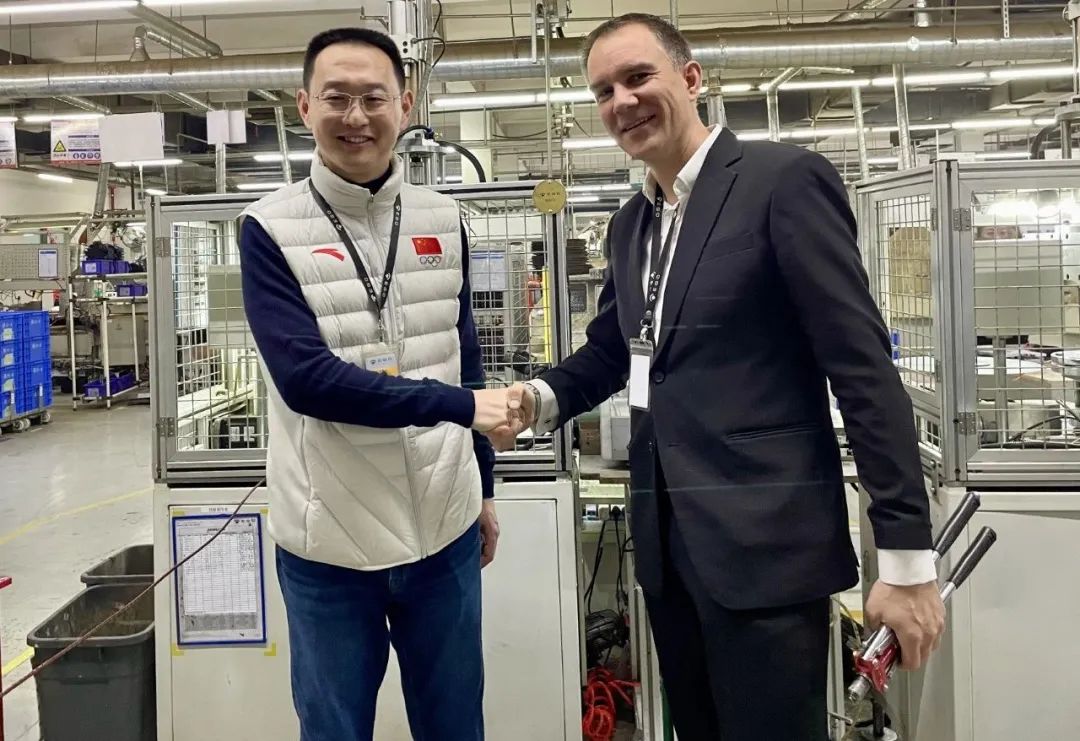 Andreas Hornfischer and Shuwei Wang